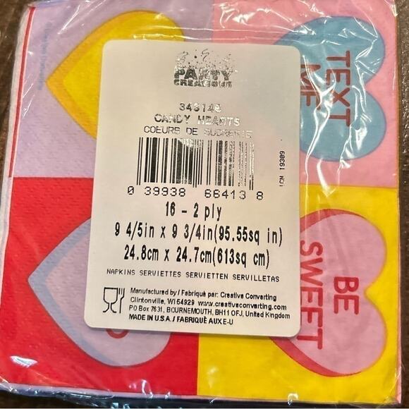 ⭐️ Valentine’s Day Hearts Be Mine Text Me‎ Set Of 4 Napkins Brand New In Package - Picture 3 of 5